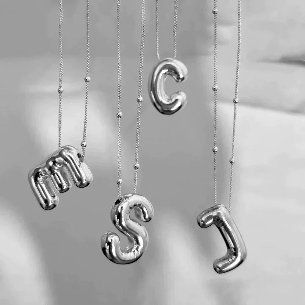 Colier special de lumină placat cu aur de 18 karate cu sferă specială și literă inițială