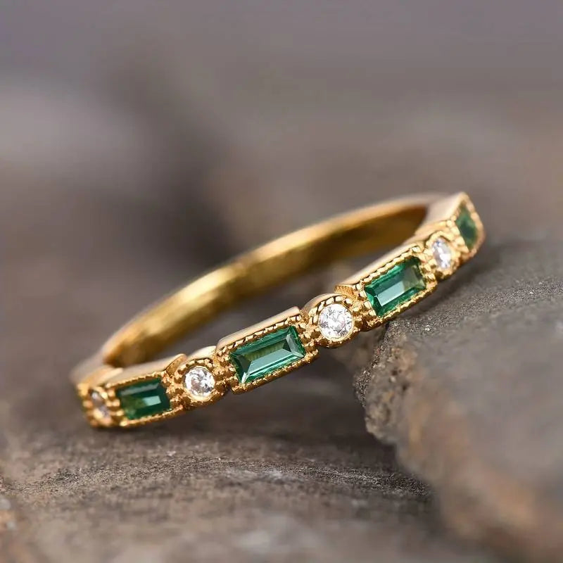 Inel vintage din aur cu zircon verde