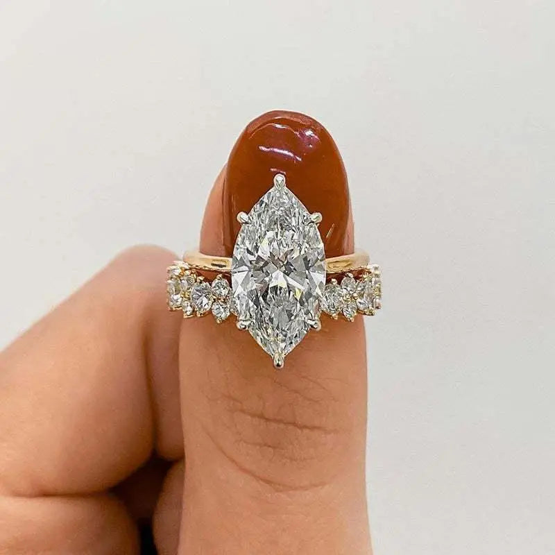 Inel de Aur cu Diamant Marquise