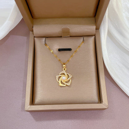 Pandantiv floare cu perle Orient