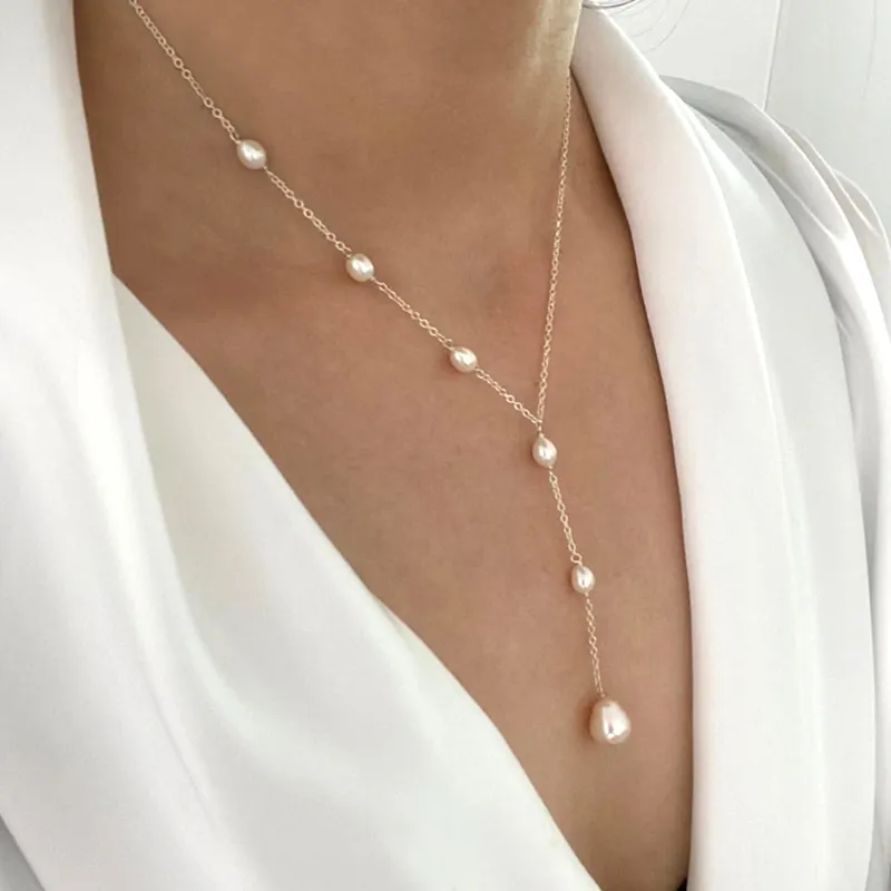 Colier Vintage cu Pendant și Perle