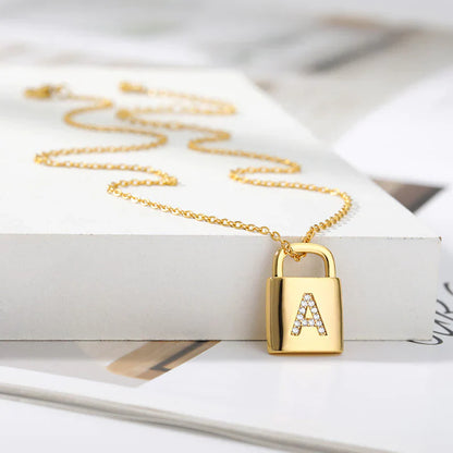 Colier Broască de Inițială Aurie